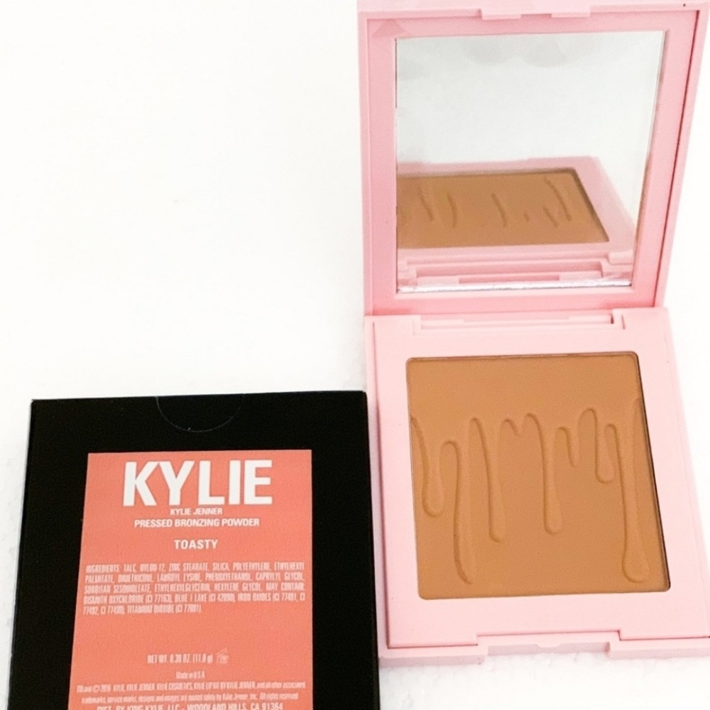 Kylie Cosmetics - Toasty Bronzer